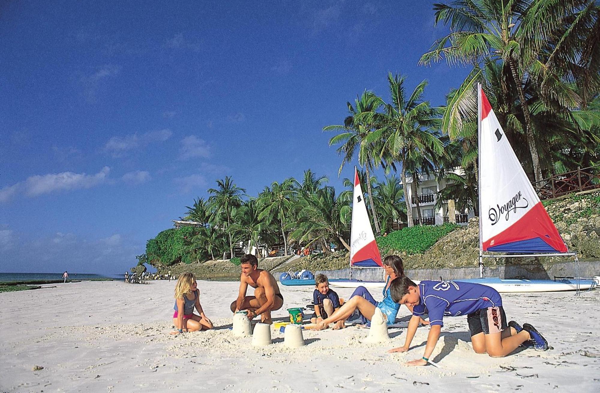 Mombasa Beach Getaway glry 5